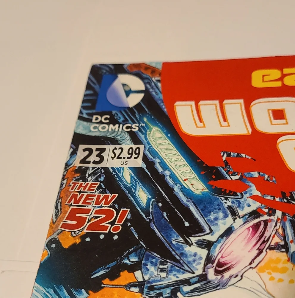 DC Comics Earth 2 World's End Comic Book